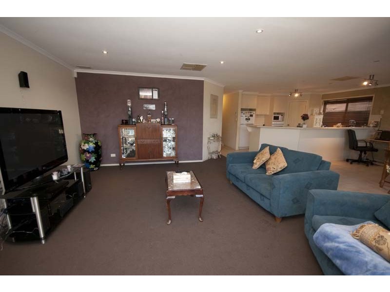 1 Landseer Place, Hillbank SA 5112