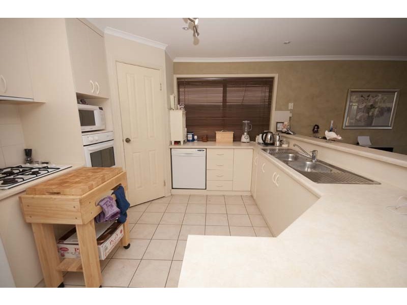 1 Landseer Place, Hillbank SA 5112