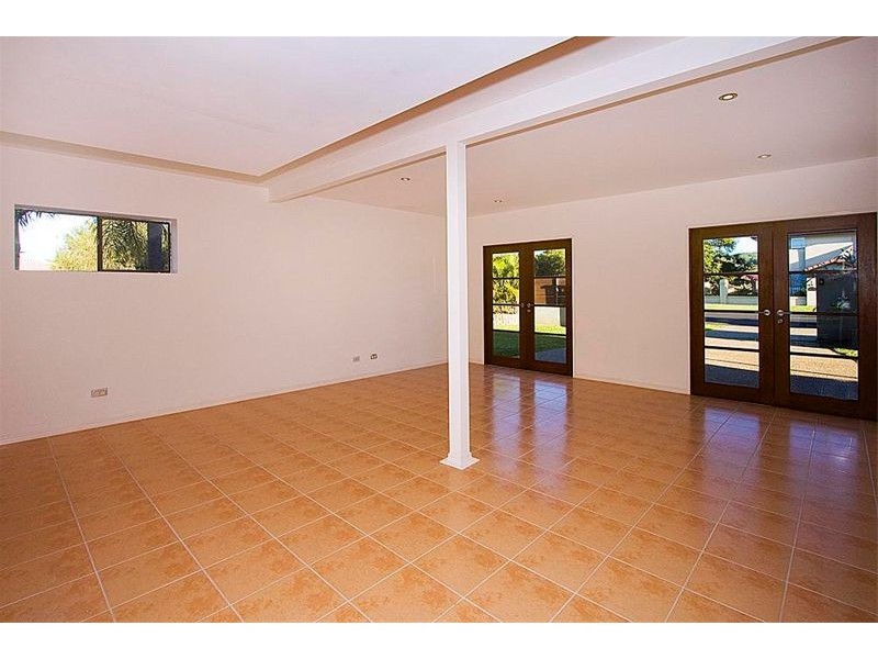 35 Mainsail Street, Currumbin Waters QLD 4223