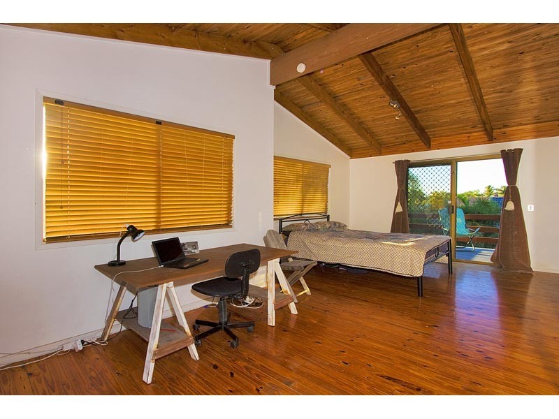 35 Mainsail Street, Currumbin Waters QLD 4223