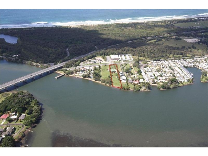 11 Chinderah Bay Drive, Chinderah NSW 2487