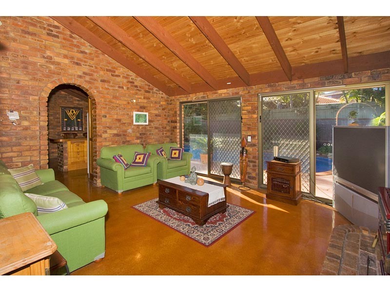 1 Coolabah Court, Banora Point NSW 2486