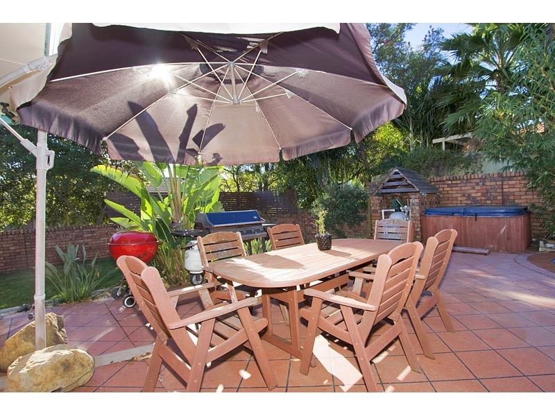 1 Coolabah Court, Banora Point NSW 2486