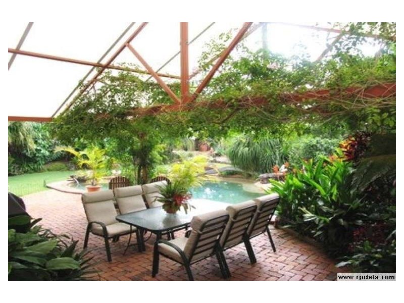 15 Coolabah Court, Banora Point NSW 2486