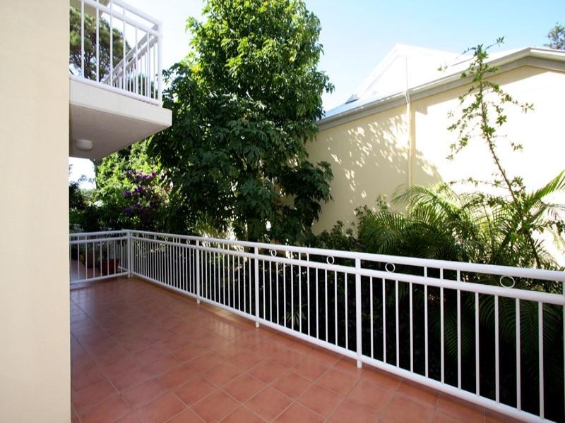 5/2105 Gold Coast High Way, Miami QLD 4220