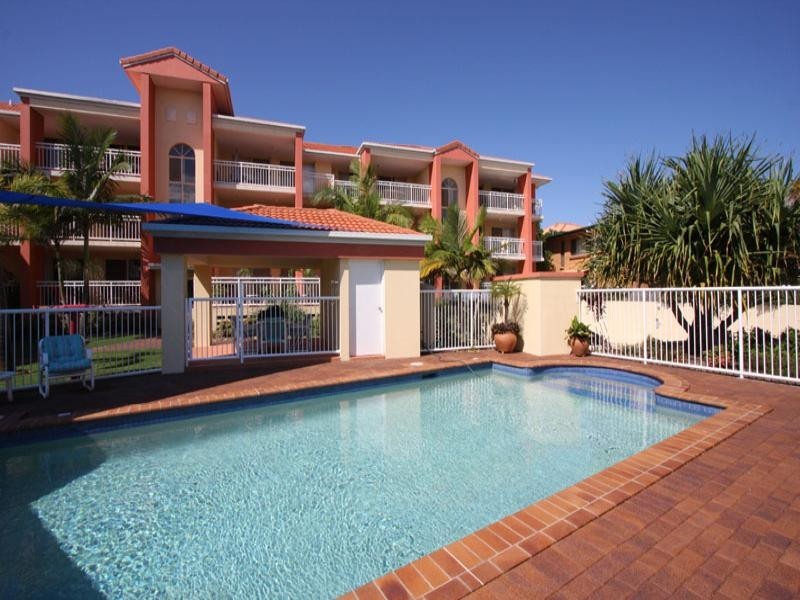 5/2105 Gold Coast High Way, Miami QLD 4220