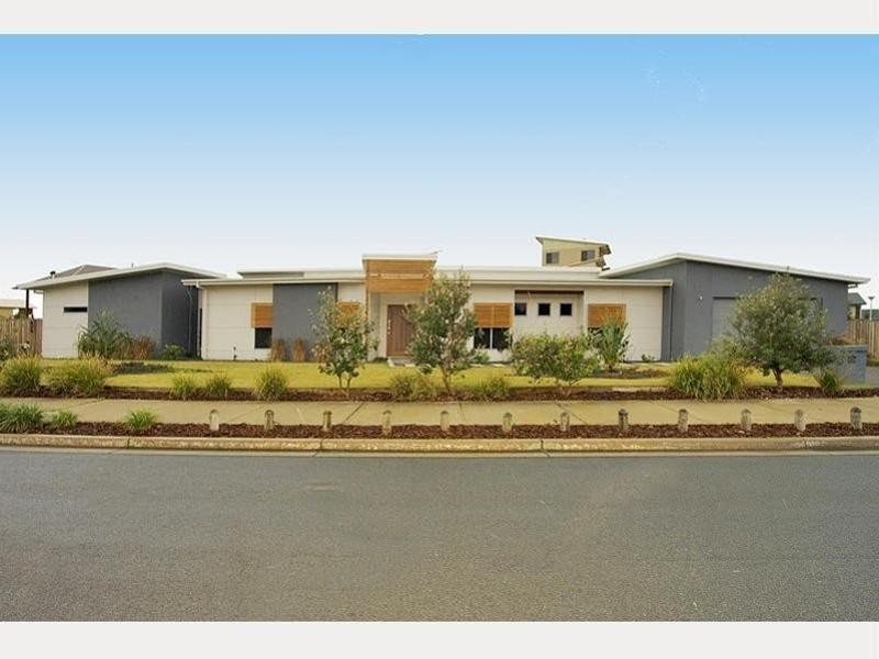 26 Casuarina Way, Casuarina NSW 2487