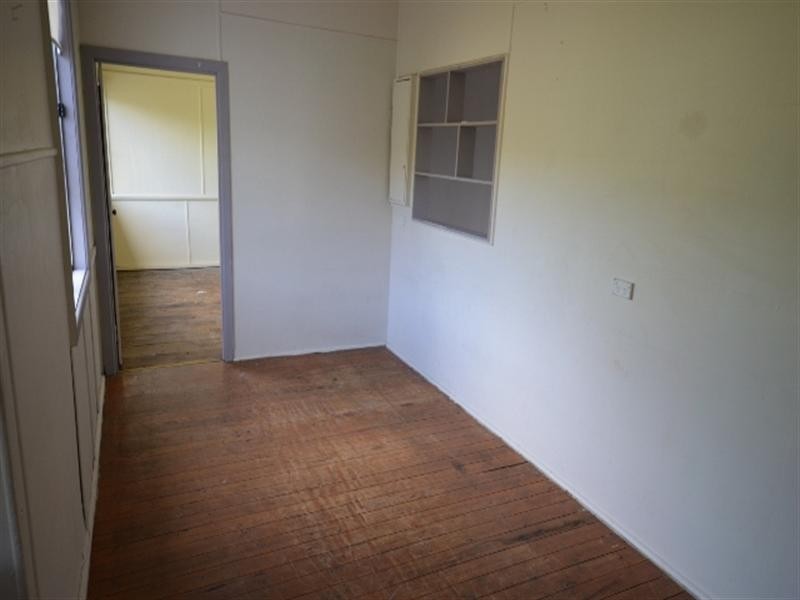 143 Budgewoi Road, Budgewoi NSW 2262