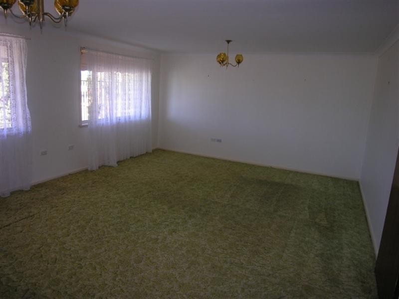 17 Coorabin Street, Gorokan NSW 2263