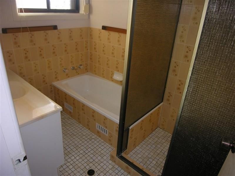 172 Sunrise Avenue, Budgewoi NSW 2262