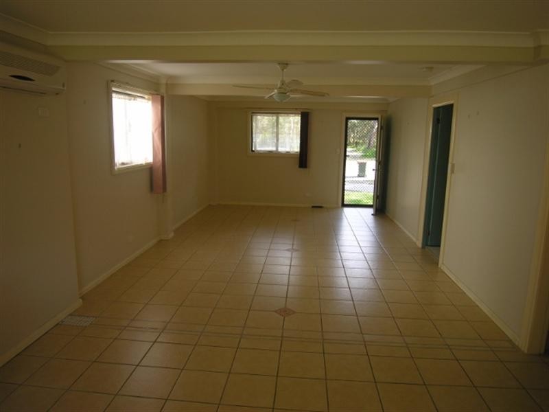 31 Queens Road, Lake Munmorah NSW 2259