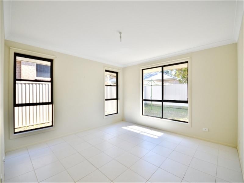 5 Regent Street, Buff Point NSW 2262