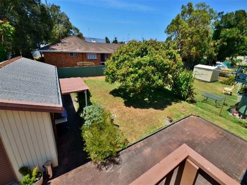 2/4 Kewalo Avenue, Budgewoi NSW 2262