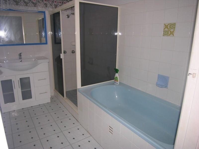 51 Lauren Avenue, Lake Munmorah NSW 2259