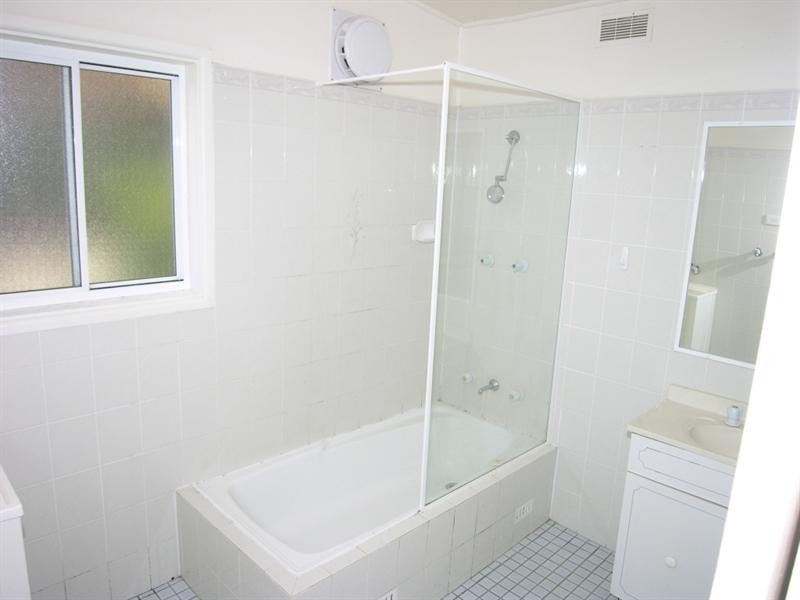 72 Delia Avenue, Budgewoi NSW 2262