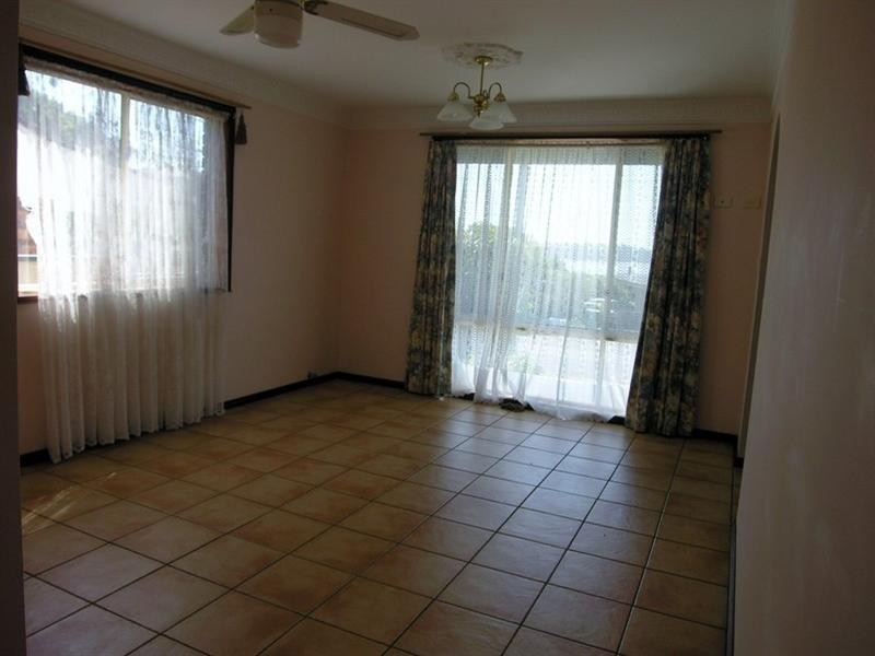 31 Woodland Parkway, Buff Point NSW 2262