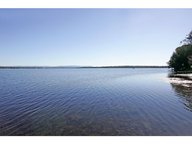 24 Sunset Pde., Chain Valley Bay NSW 2259