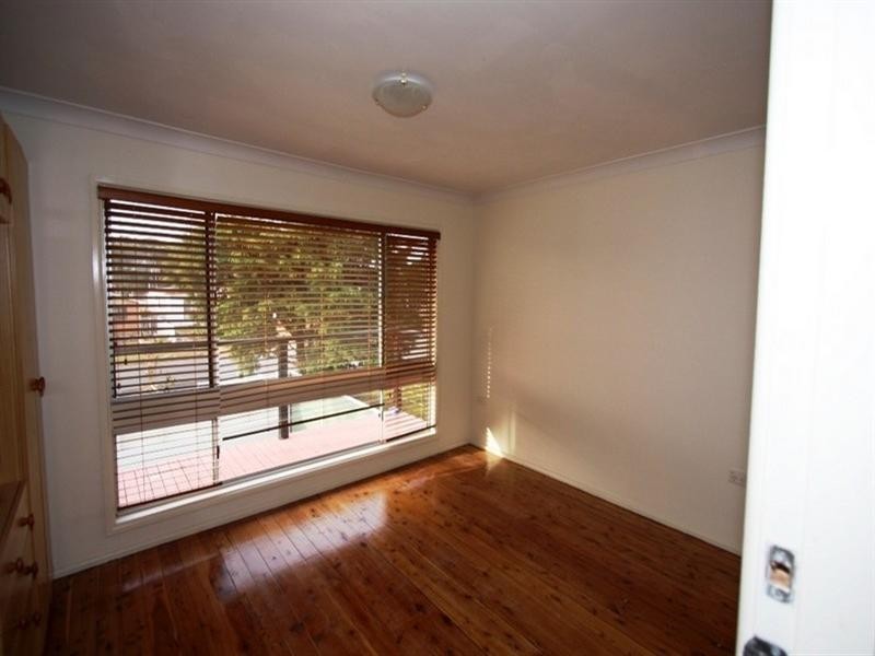 16a Elouera Avenue, Buff Point NSW 2262