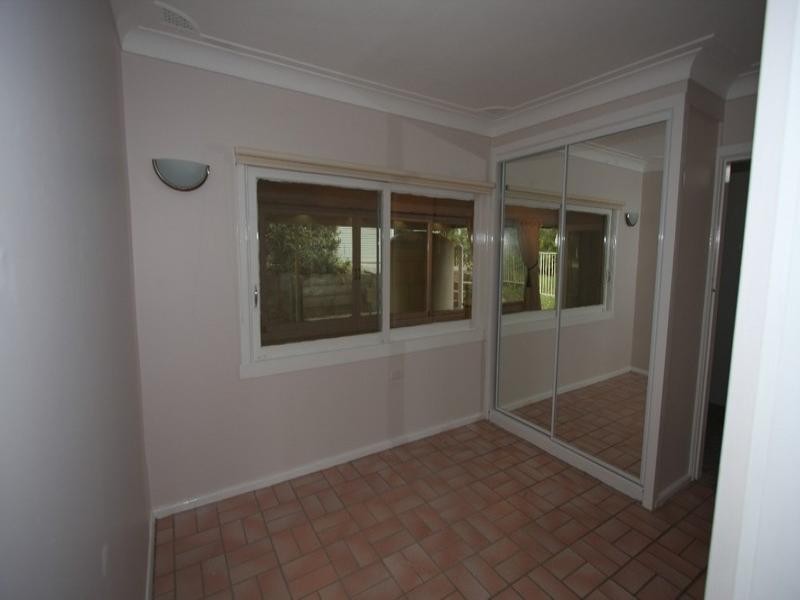 9 Winbin Crescent, Gwandalan NSW 2259