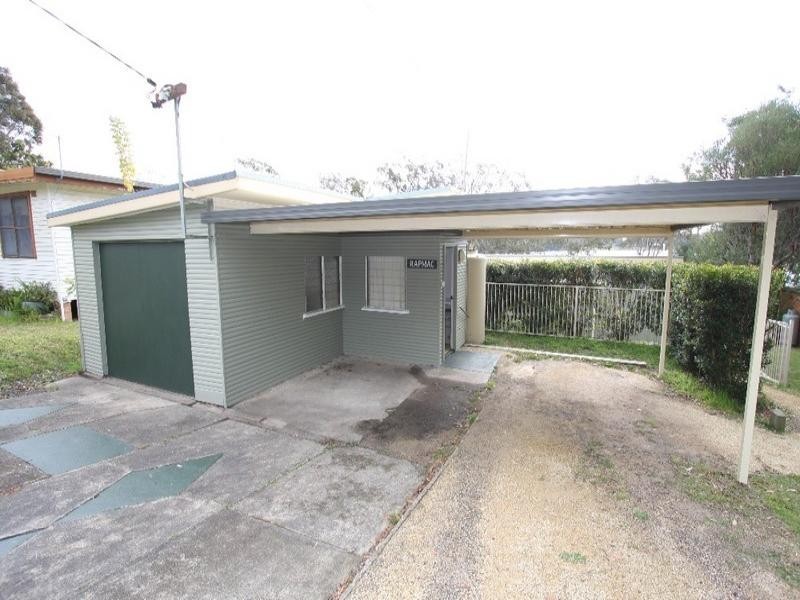 9 Winbin Crescent, Gwandalan NSW 2259