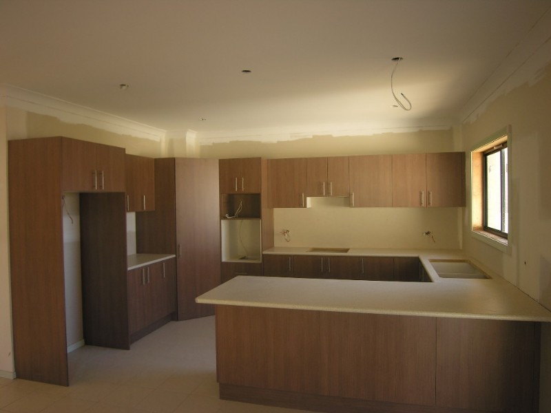 42 Foxtail Crescent, Woongarrah NSW 2259