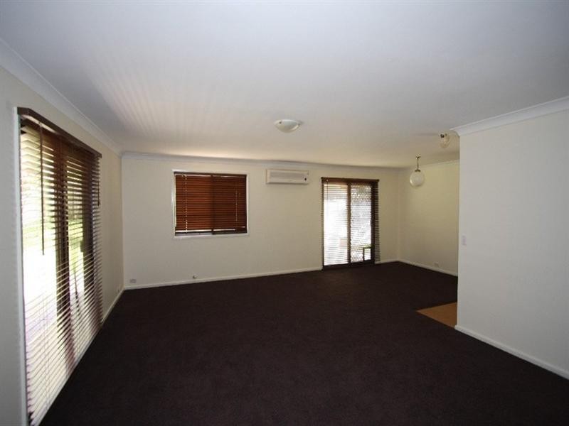 17 Teragalin Drive., Chain Valley Bay NSW 2259