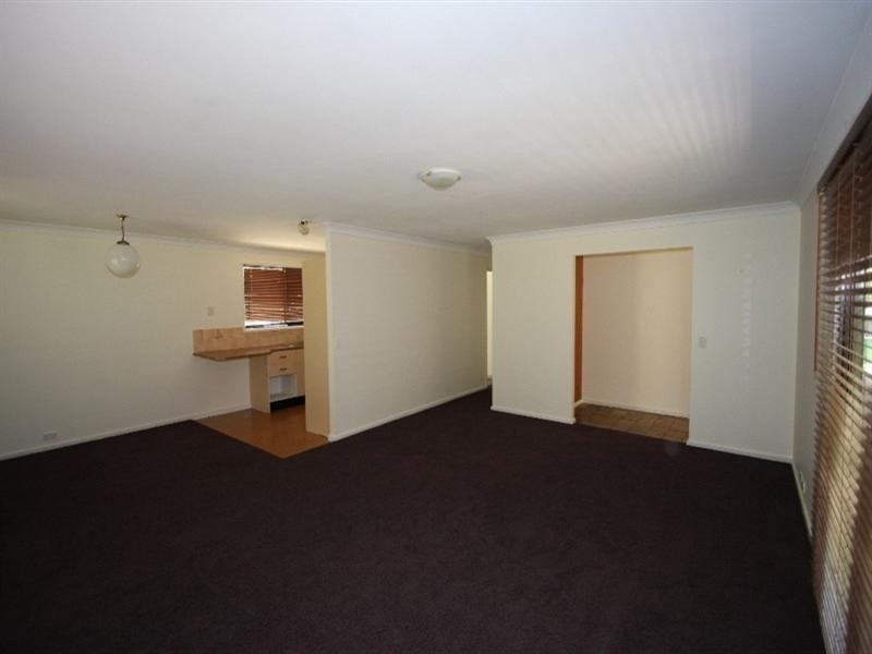 17 Teragalin Drive., Chain Valley Bay NSW 2259