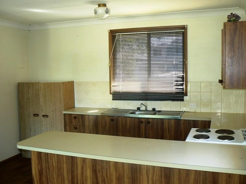 60 Doyle Avenue., Budgewoi NSW 2262
