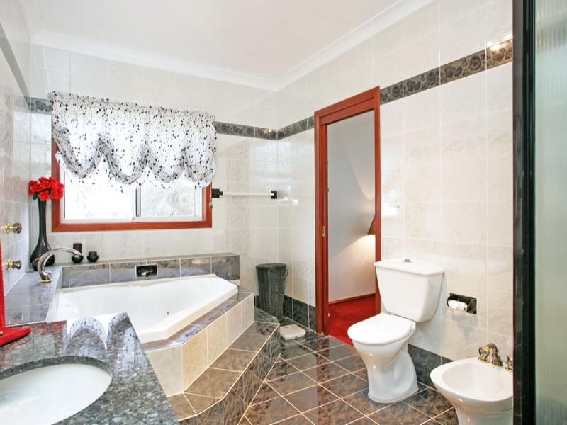 130 Pacific Highway, Doyalson NSW 2262