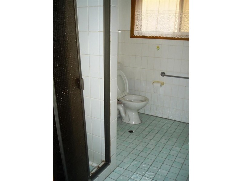 1 Elabana Avenue, Chain Valley Bay NSW 2259