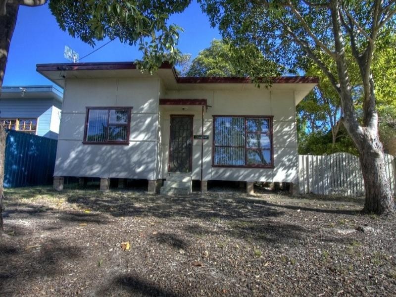 14 Annabel Avenue, Lake Munmorah NSW 2259