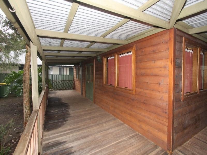 21 Findlay Avenue, Chain Valley Bay NSW 2259