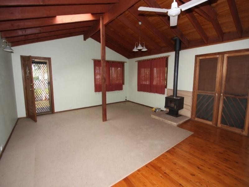 21 Findlay Avenue, Chain Valley Bay NSW 2259