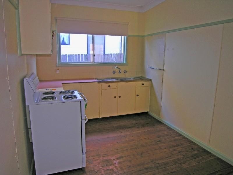 29 Canton Beach Road, Toukley NSW 2263