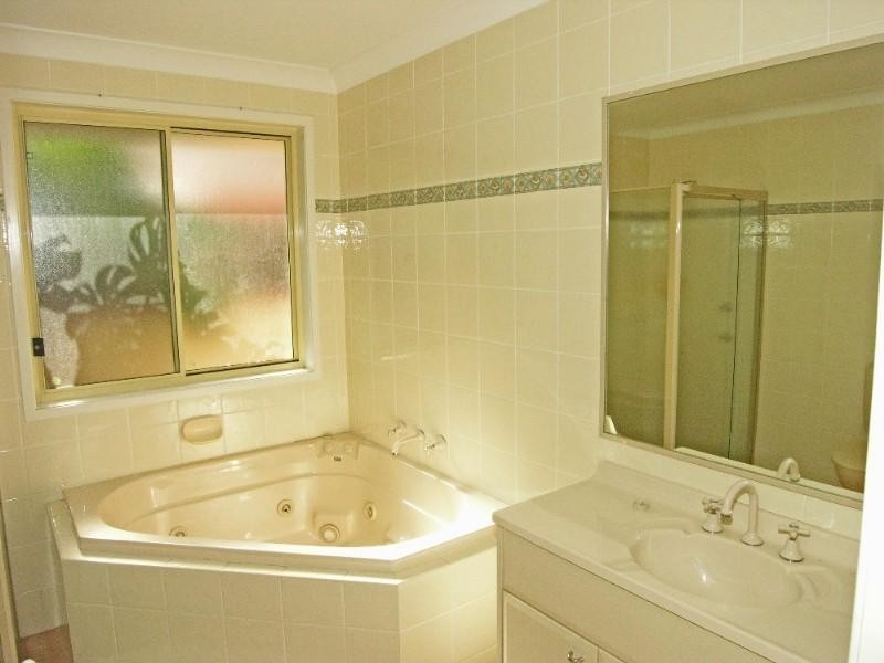 247 Tall Timbers Road, Chain Valley Bay NSW 2259