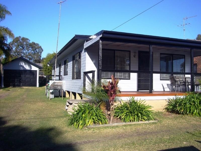 Summerland Point NSW 2259