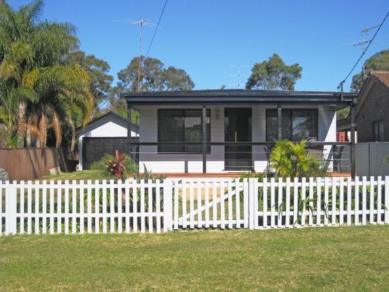 Summerland Point NSW 2259
