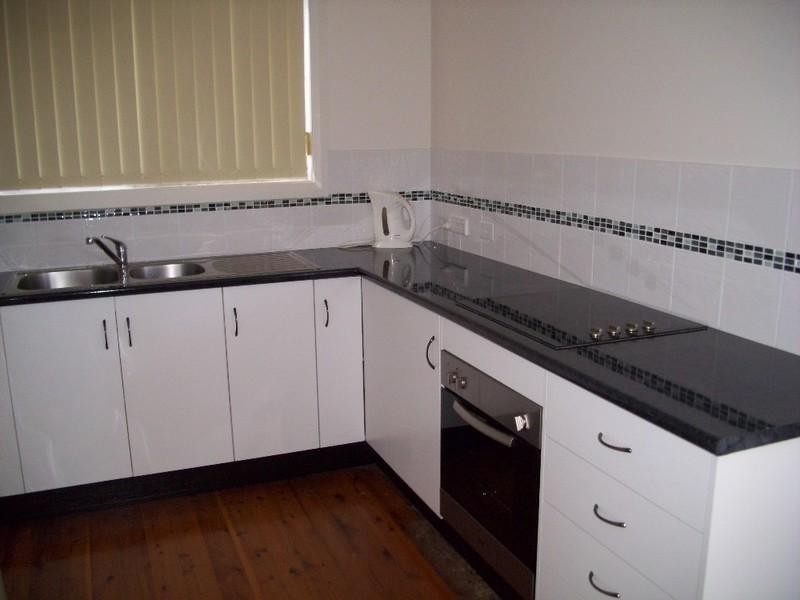 37 Wailele Avenue, Budgewoi NSW 2262