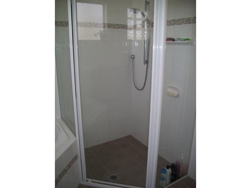 37 Wailele Avenue, Budgewoi NSW 2262