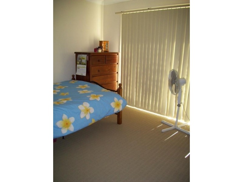 37 Wailele Avenue, Budgewoi NSW 2262