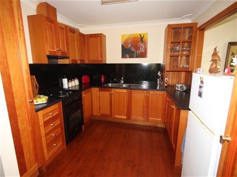 9 Brudenell Avenue, San Remo NSW 2262