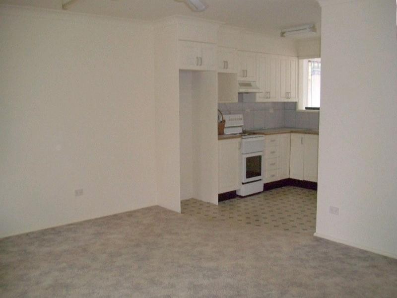 7 Tarwhine Avenue, Chain Valley Bay NSW 2259