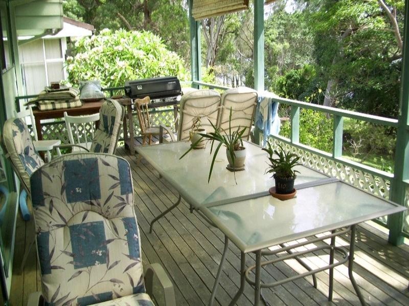 70 Teragalin Drive, Chain Valley Bay NSW 2259