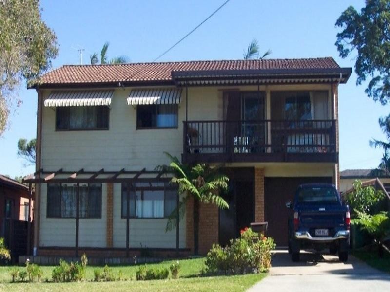 144 Sunrise Avenue, Budgewoi NSW 2262
