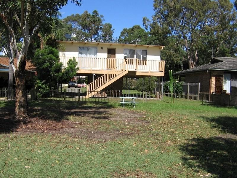 48 Lloyd Avenue, Chain Valley Bay NSW 2259