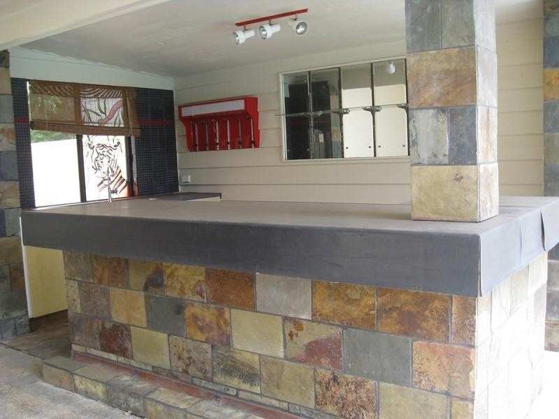 9 Natuna Avenue, Budgewoi NSW 2262