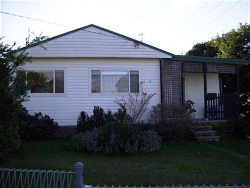 11 Woodland Parkway, Buff Point NSW 2262