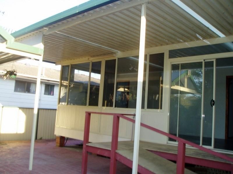 27 Yackerboom Avenue, Buff Point NSW 2262