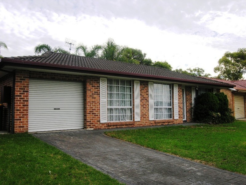 8 Karwin Close, Buff Point NSW 2262