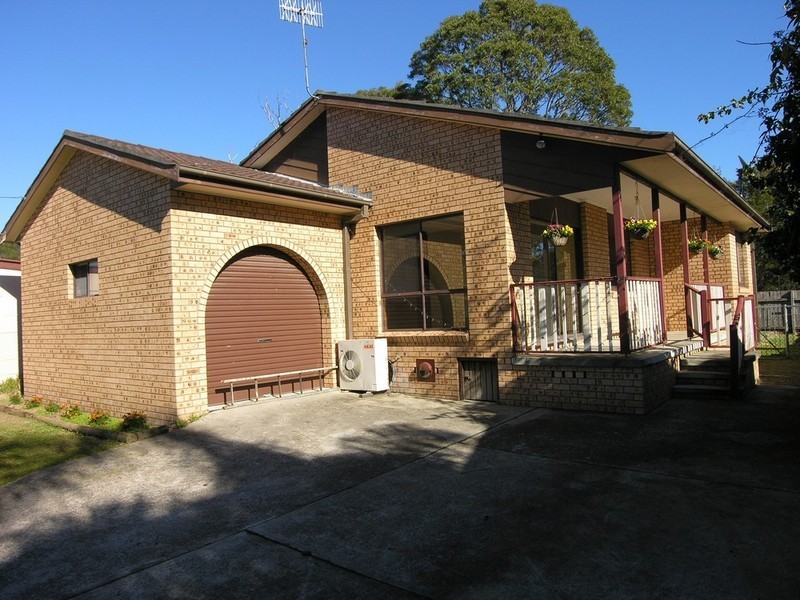 6 Kangaroo Avenue, Lake Munmorah NSW 2259